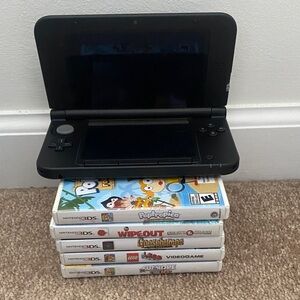 Nintendo 3DS in Black with Game Collection